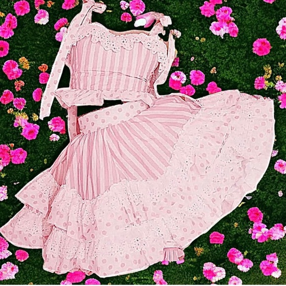 📍📍📍 ISO DOLLS KILL SUGAR THRILLZ HOLD YOUR APPLAUSE CROP TOP (XL) & Skirt (L) - Picture 5 of 5